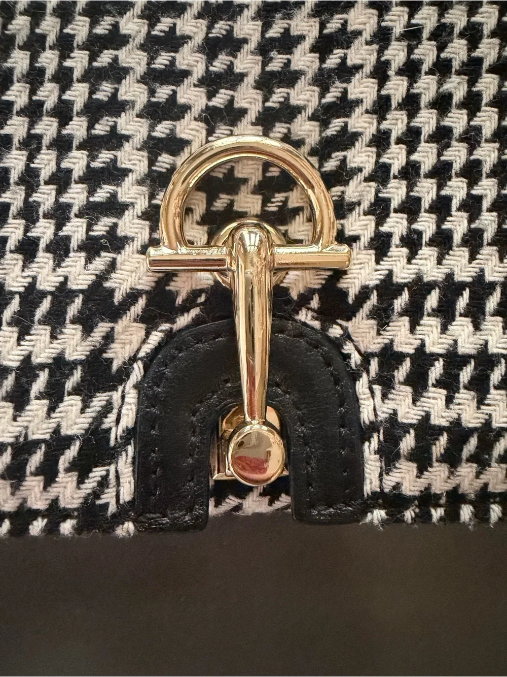 Talbots Black & White Houndstooth Continental Clutch Wool Blend